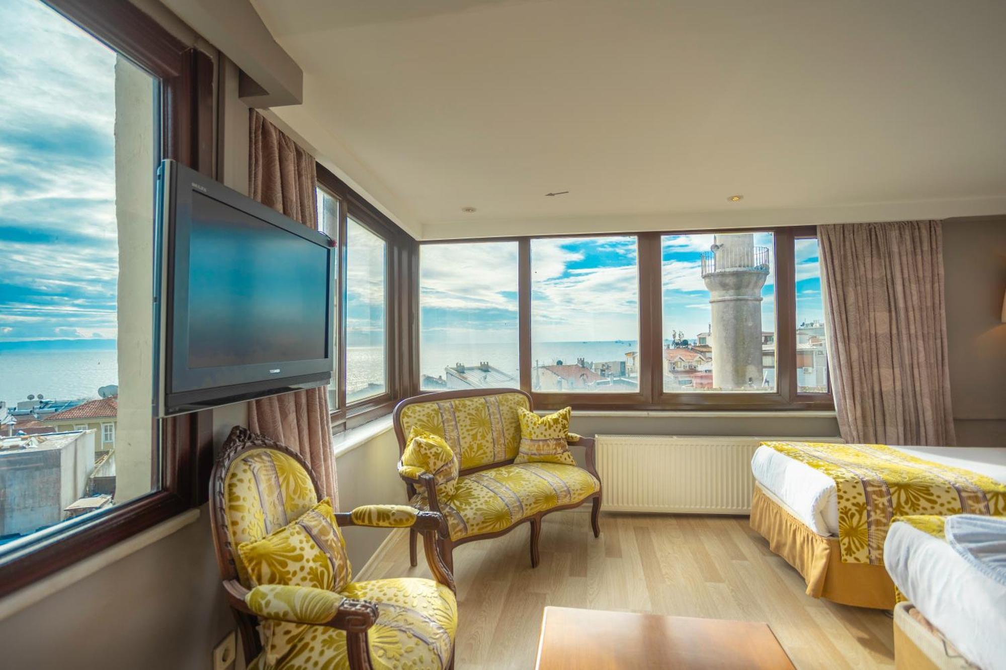Tashkonak Studio Suites Istanbul Bagian luar foto